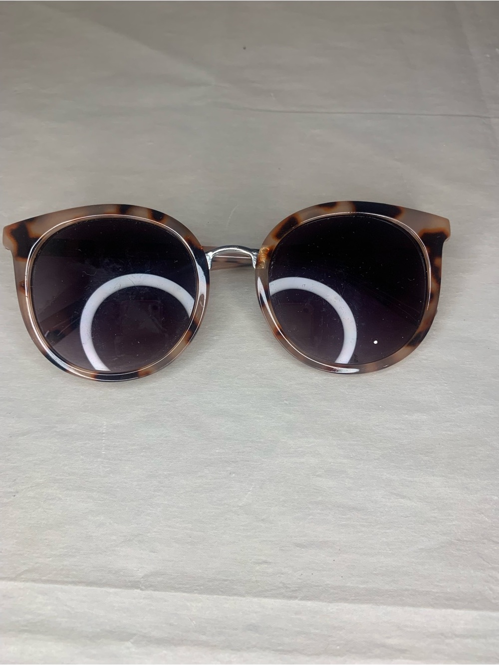 Women's Tortoiseshell Round Sunglasses - Brown